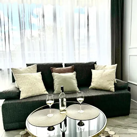 Luxury City Center Terrace 公寓 *